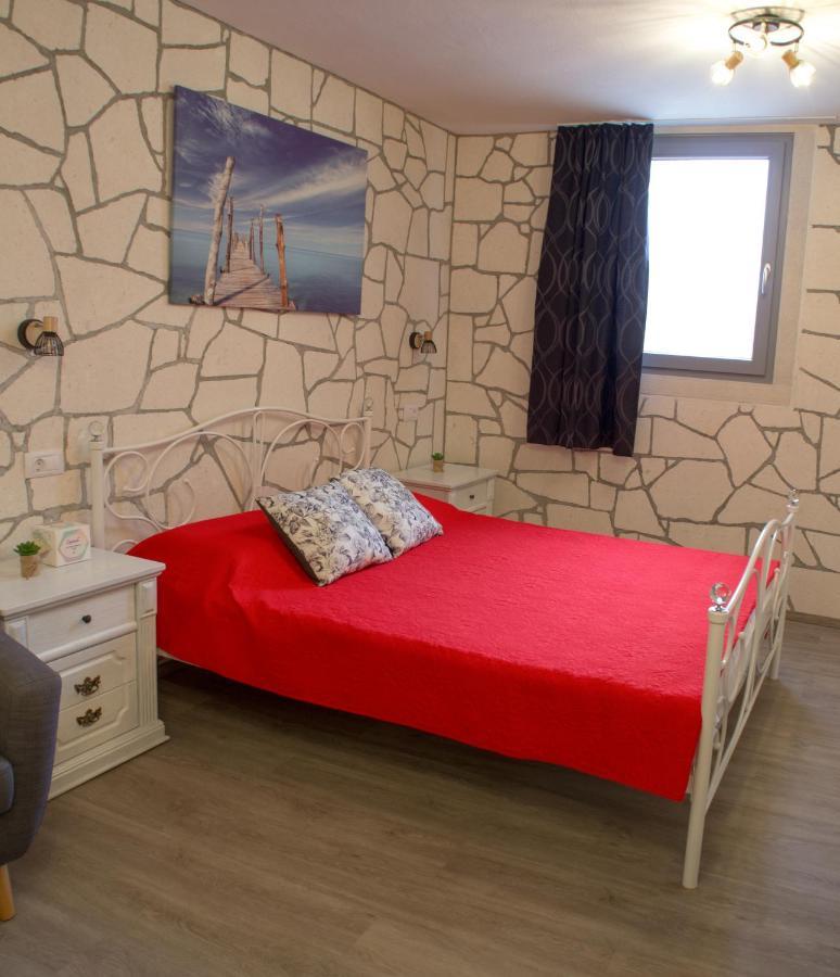 A&d Apartma *